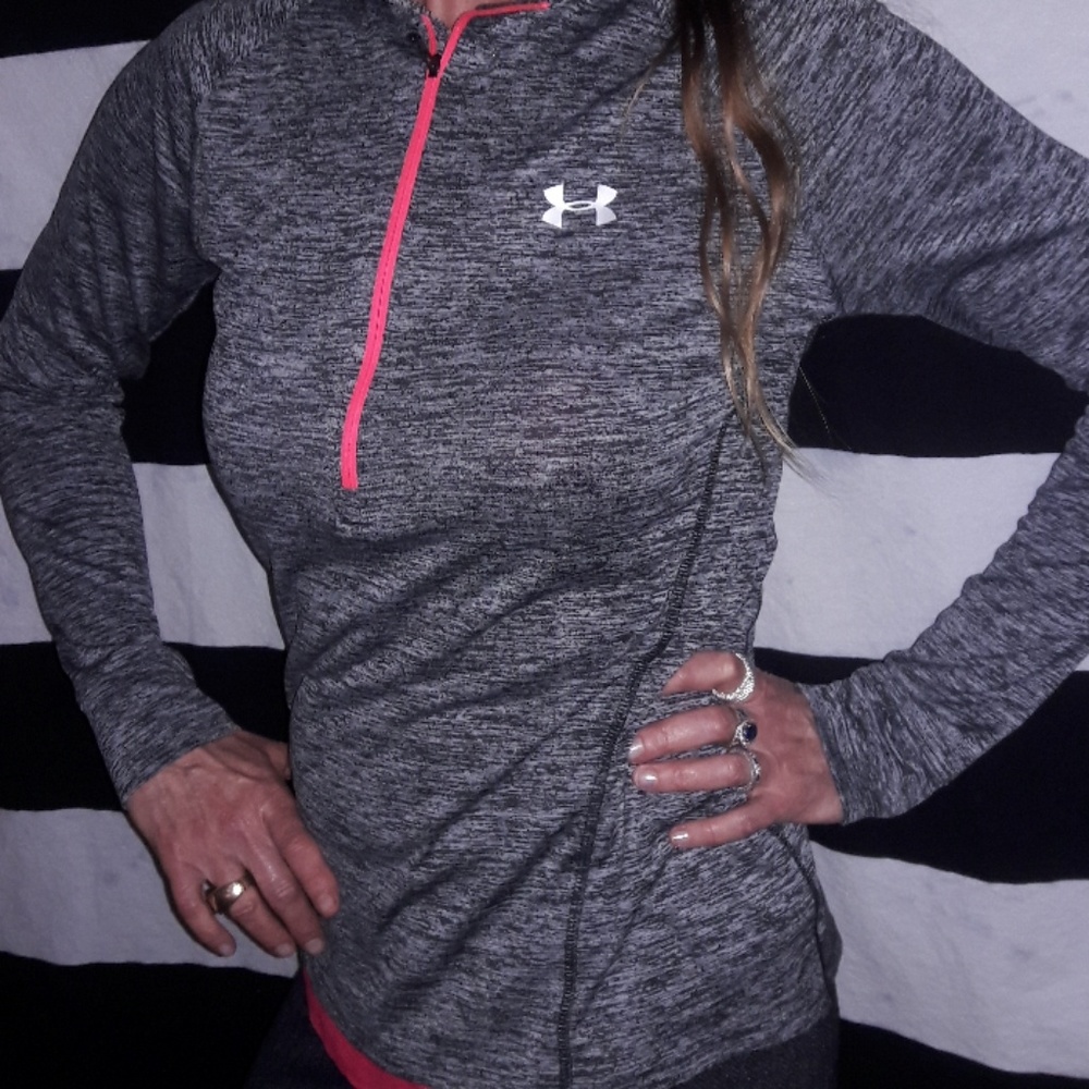 💘New under armour womens zip up pull over small